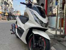 https://riyasewana.com/uploads/honda-pcx-160-2111450022743.jpg