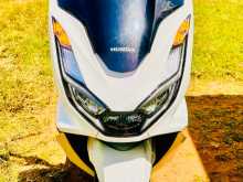 Honda PCX 160 2022 Motorbike