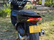 https://riyasewana.com/uploads/honda-pcx-160-21755316276.jpg
