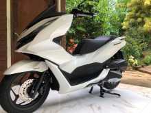 https://riyasewana.com/uploads/honda-pcx-160-220575113742.jpg
