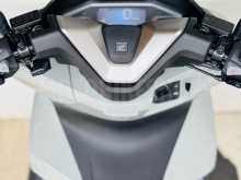 https://riyasewana.com/uploads/honda-pcx-160-2311251713844.jpg