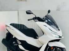 https://riyasewana.com/uploads/honda-pcx-160-2311282213951.jpg