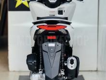 https://riyasewana.com/uploads/honda-pcx-160-2311285319786.jpg