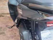 https://riyasewana.com/uploads/honda-pcx-160-2411535422532.jpg