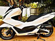 https://riyasewana.com/uploads/honda-pcx-160-2415461813284.jpg