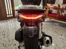 https://riyasewana.com/uploads/honda-pcx-160-24184230497330.jpg