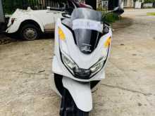 Honda Pcx 160 2024 Motorbike