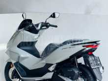 https://riyasewana.com/uploads/honda-pcx-160-2510282413512.jpg