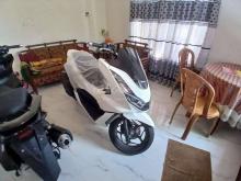 https://riyasewana.com/uploads/honda-pcx-160-251221164622861.jpg