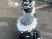 https://riyasewana.com/uploads/honda-pcx-160-251532231432.jpg