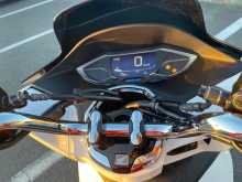 https://riyasewana.com/uploads/honda-pcx-160-2622264822942.jpg