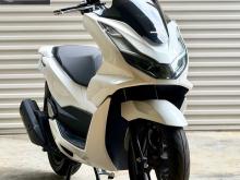 Honda PCX 160 2024 Motorbike