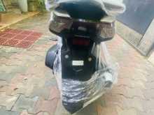 https://riyasewana.com/uploads/honda-pcx-160-2812550313663.jpg