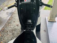 https://riyasewana.com/uploads/honda-pcx-160-289261024123.jpg