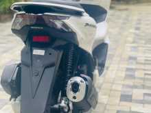 https://riyasewana.com/uploads/honda-pcx-160-292103061662.jpg