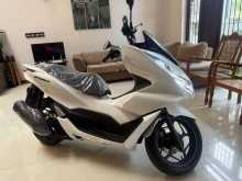 Honda PCX 160 2024 Motorbike