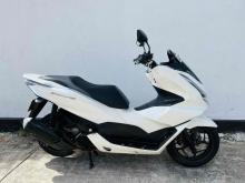 https://riyasewana.com/uploads/honda-pcx-160-315004624901.jpg