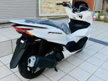 https://riyasewana.com/uploads/honda-pcx-160-315064222603.jpg