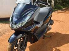 https://riyasewana.com/uploads/honda-pcx-160-32019574752.jpg