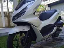 https://riyasewana.com/uploads/honda-pcx-160-417110913272.jpg