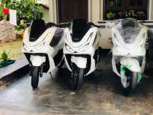 Honda PCX 160 2025 Motorbike