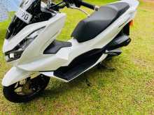 https://riyasewana.com/uploads/honda-pcx-160-512092113142.jpg