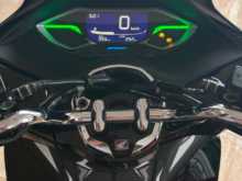 https://riyasewana.com/uploads/honda-pcx-160-712531213823.jpg