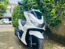 https://riyasewana.com/uploads/honda-pcx-160-716160822723.jpg