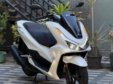 Honda Pcx 160 2025 Motorbike