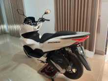 https://riyasewana.com/uploads/honda-pcx-160-810390922012.jpg