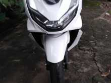 https://riyasewana.com/uploads/honda-pcx-160-91326511103.jpg