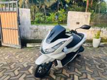 Honda PCX 160cc 2023 Motorbike