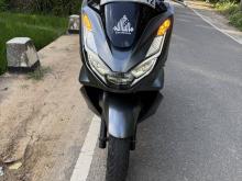 Honda Pcx 2023 Motorbike