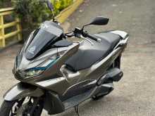 Honda PCX 2024 Motorbike
