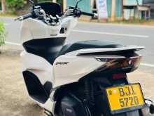 https://riyasewana.com/uploads/honda-pcx-1619304722833.jpg