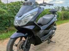 Honda Pcx 2017 Motorbike