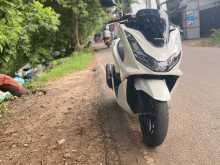 Honda Pcx 2023 Motorbike