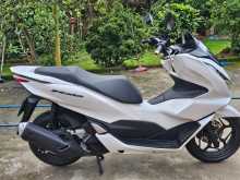 https://riyasewana.com/uploads/honda-pcx-177505013053.jpg