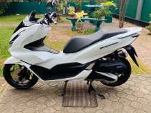 Honda PCX 2024 Motorbike