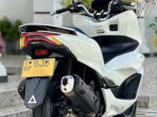 https://riyasewana.com/uploads/honda-pcx-1820261322572.jpg