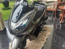 Honda PCX 2024 Motorbike