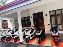 https://riyasewana.com/uploads/honda-pcx-1910590422412.jpg