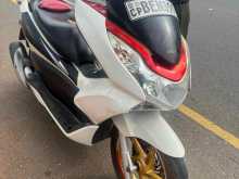 Honda Pcx 2016 Motorbike