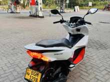 https://riyasewana.com/uploads/honda-pcx-1919512222593.jpg