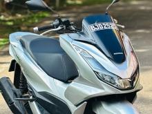 Honda PCX 2021 Motorbike