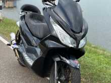 Honda Pcx 2017 Motorbike