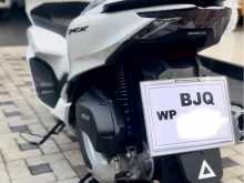 https://riyasewana.com/uploads/honda-pcx-198100422802.jpg