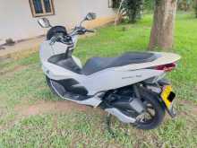 https://riyasewana.com/uploads/honda-pcx-2010592213762.jpg