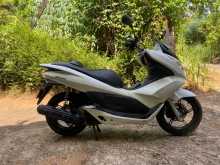 https://riyasewana.com/uploads/honda-pcx-2014-2811015013014.jpg