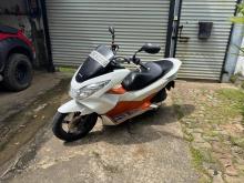 Honda Pcx 2016 Motorbike